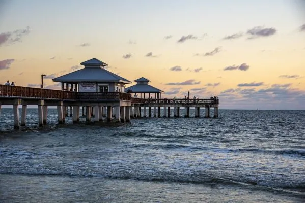 Top dryer vent cleaning services company in Fort Myers Beach FL - View of a cleaner Fort Myers Beach air environment after the job is done.