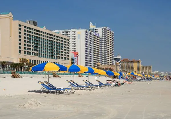 Top air duct cleaning services company in Daytona Beach Shores FL - View of a cleaner Daytona Beach Shores air environment after the job is done.